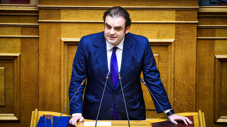 Κατατέθηκε στη Βουλή η τροπολογία Πιερρακάκη που δίνει ανάσα σε πάνω από 100.000 οφειλέτες για τα δάνεια του νόμου Κατσέλη