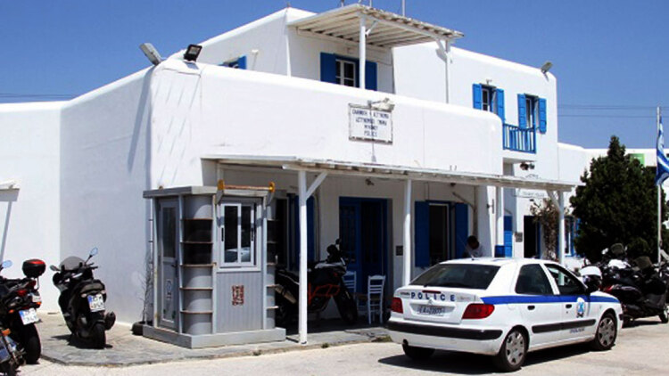  «Χτύπημα» του Ελληνικού FBI σε κύκλωμα ναρκωτικών στην Μύκονο με τέσσερις συλλήψεις