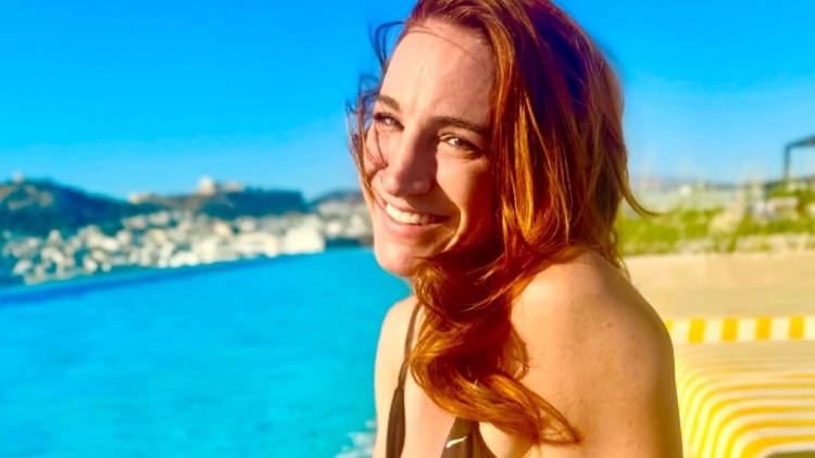Η Κατερίνα Γουλιώτη φόρεσε το μπικίνι της και «διακοπάρει» στην Αθήνα «την πιο όμορφη πόλη του κόσμου», δείτε φωτογραφίες