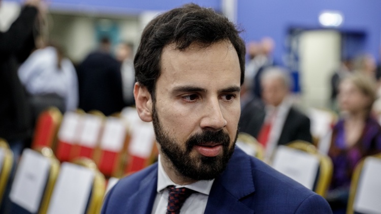 Ρωμανός: Ο Τσίπρας επικαλείται τη διαφάνεια αλλά ακόμα περιμένουμε να μας πουν πώς χρηματοδοτείται η ΕΛΑΣ