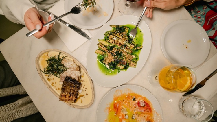Sama Local Gastronomy: Τι μαγειρεύει ο Μανώλης Σαρρής στην Πάρο