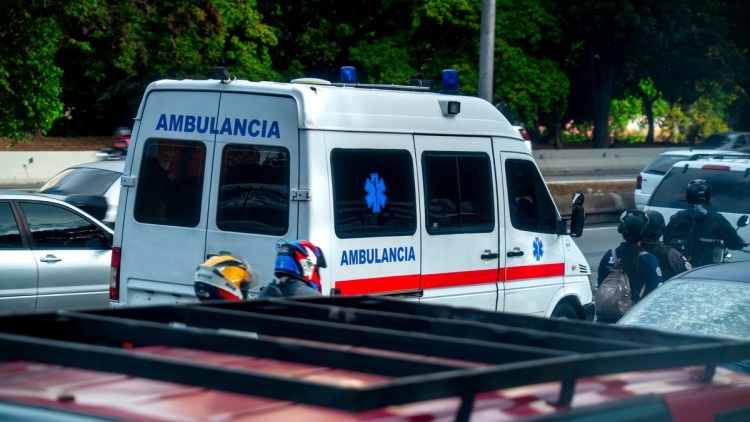 Τουλάχιστον 8 τραυματίες από έκρηξη σε εξέδρα άντλησης πετρελαίου στη Βενεζουέλα