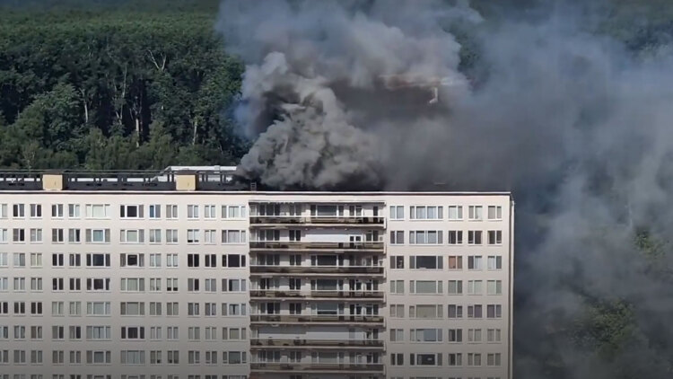 Φωτιά σε συγκρότημα κατοικιών στην Αμβέρσα, πληροφορίες για νεκρούς