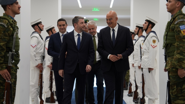 Συνάντηση Δένδια - Ανδρουλάκη: Τα θέματα Άμυνας δεν είναι ιδιοκτησία καμίας κυβέρνησης ή κόμματος, είπε ο υπουργός