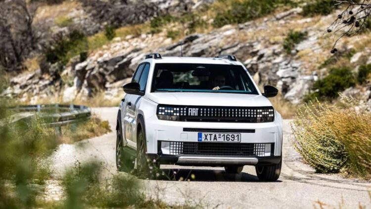 Δοκιμάζουμε το Fiat Grande Panda με τα 100 άλογα - Πόσο κοστίζει στην Ελλάδα;

