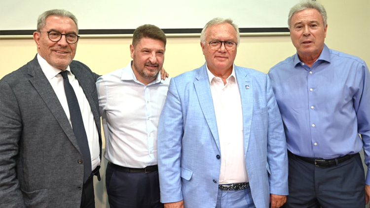 Νέος πρόεδρος του Περιφερειακού Συμβουλίου Αττικής ο Χρήστος Γώγος – «Δεν περισσεύει κανείς», το μήνυμα Χαρδαλιά