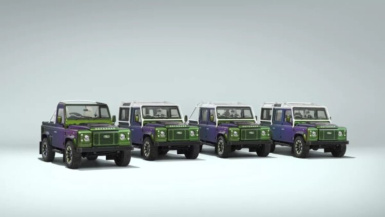 Μία τετράδα Land Rover Defender V8 για έναν αγοραστή
