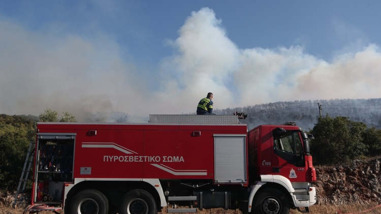 Συνελήφθησαν τέσσερα άτομα στην Αττική που εκτελούσαν θερμές εργασίες σε μέρα με πολύ υψηλό κίνδυνο πυρκαγιάς