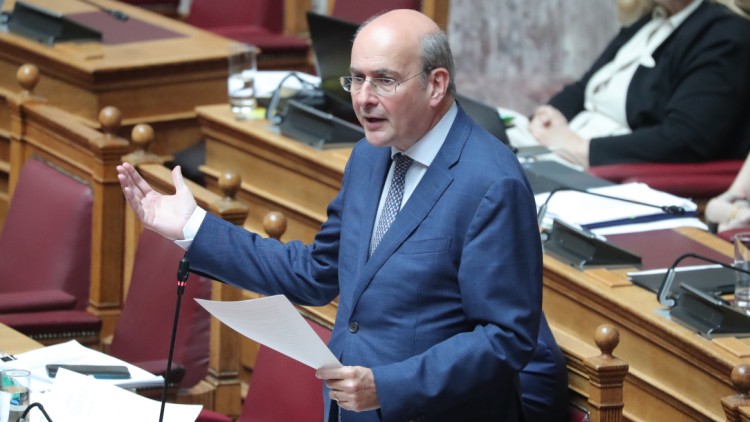 Χατζηδάκης: 10 νέες δράσεις για στήριξη των λιγνιτικών περιοχών τους επόμενους μήνες
