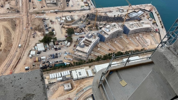 Η θέα από τον 40ο όροφο μέσα από τον Πύργο Κατοικιών του Ελληνικού, δείτε φωτογραφίες