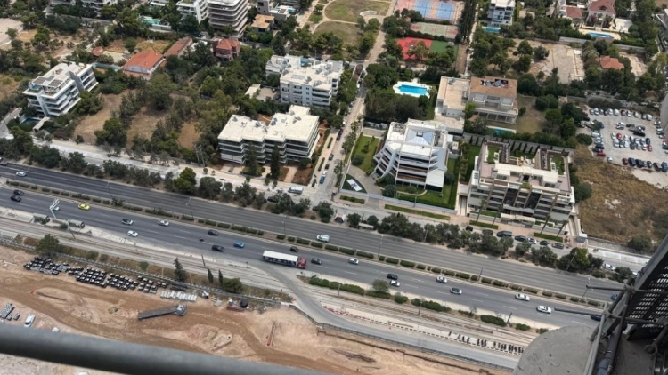 Η θέα από τον 40ό όροφο μέσα από τον Πύργο Κατοικιών του Ελληνικού, δείτε φωτογραφίες