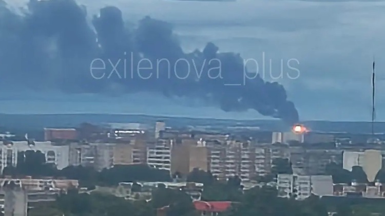 Η Ουκρανία συνεχίζει να χτυπά πετρελαϊκές υποδομές βαθιά μέσα στη Ρωσία: Εκτός λειτουργίας το μεγαλύτερο διυλιστήριο 