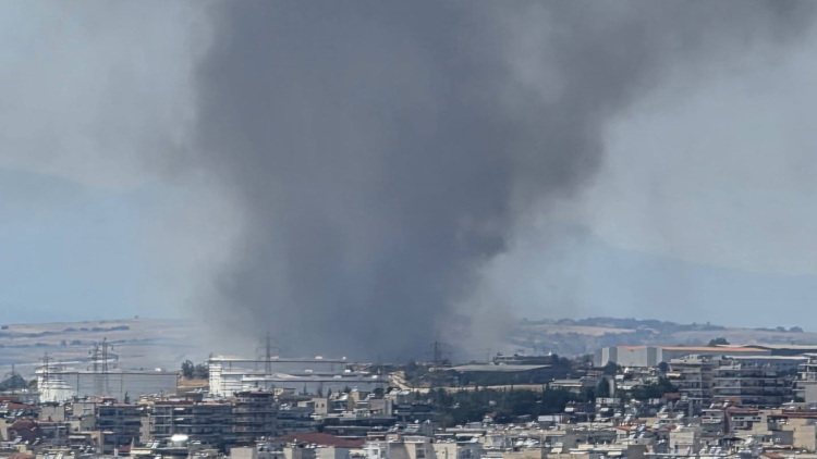 Φωτιά στα Διαβατά Θεσσαλονίκης, 112 για ετοιμότητα στους κατοίκους