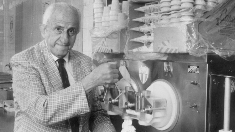 Ο Eλληνας μετανάστης που άλλαξε για πάντα το παγωτό