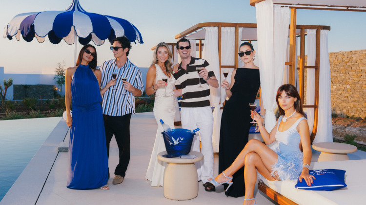 Ο απόλυτος οδηγός της Πάρου από την Grey Goose
