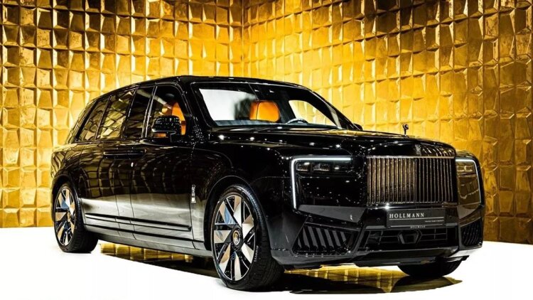 Μια Rolls Royce Cullinan για ολιγάρχες