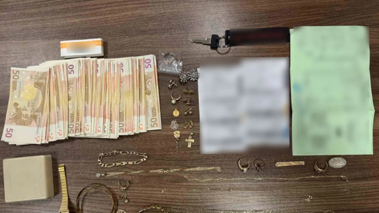 Συνελήφθη 16χρονος στη Χίο για συμμετοχή σε κύκλωμα απατών
