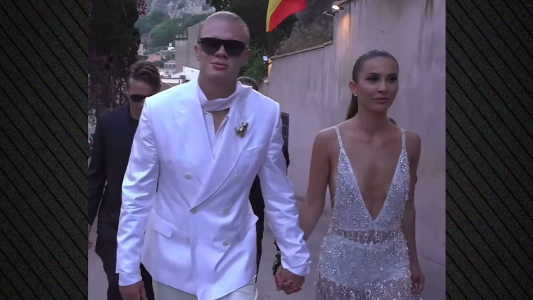 Μετά το... ρακούν, ο Χάαλαντ σε εκδήλωση της Dolce & Gabbana με φόντο το Ιόνιο και μεταξωτό κοστούμι, δείτε βίντεο