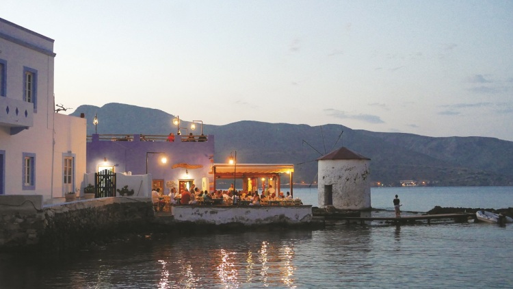 Μύλος στη Λέρο: Η πιο ενδιαφέρουσα μεταμόρφωση μιας ελληνικής ψαροταβέρνας