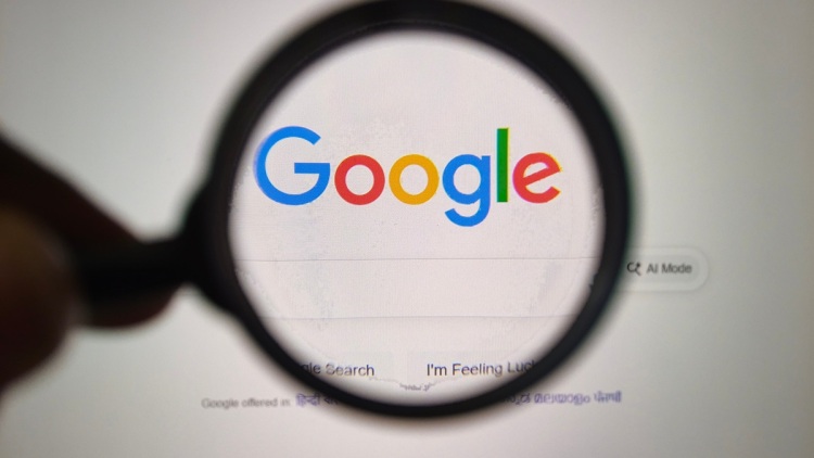 Πρόστιμο 890 εκατ. ευρώ στη Google από την ΕΕ για παραβίαση των κανόνων ανταγωνισμού
