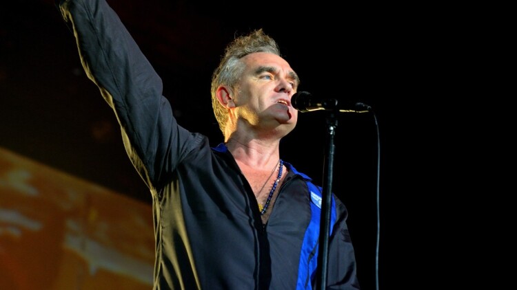 Ο Morrissey ζητά από τον Πέδρο Σάντσεθ την απαγόρευση των ταυρομαχιών στην Ισπανία
