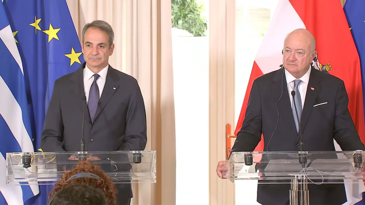 Μητσοτάκης από Αυστρία: Δεν υπάρχουν μαγικές λύσεις για τις τιμές στα καύσιμα, ευρωπαϊκά μέτρα αν ξεφύγει ξανά η κρίση