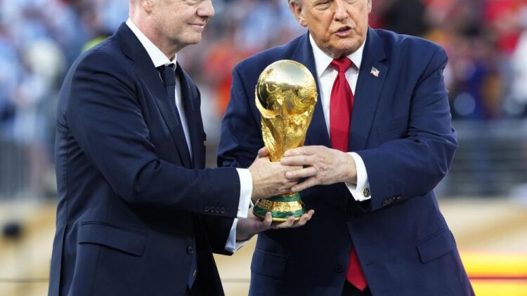 Η FIFA ετοιμάζεται να ανοίξει την πόρτα σε ιδιώτες επενδυτές μετά την επιτυχία του Μουντιάλ στις ΗΠΑ