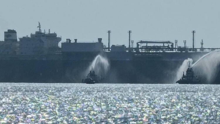 Έκρηξη σε πλωτή μονάδα LNG στην Αίγυπτο: Πύραυλος ή drone στο επίκεντρο της έρευνας
