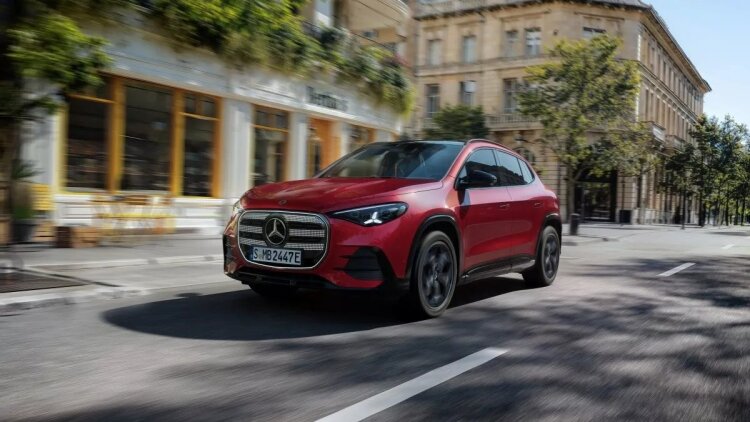 Αυτή είναι η νέα Mercedes-Benz GLA 
