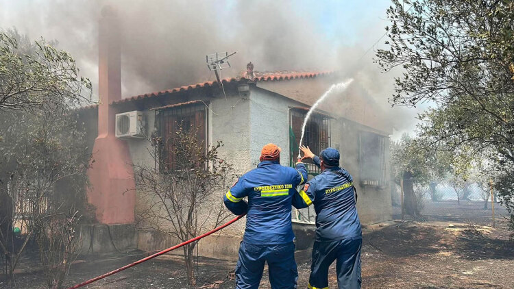 Φωτιές στη Δυτική Αττική: Ξεκινούν σήμερα Δευτέρα 10/8 οι αιτήσεις για τις αποζημιώσεις, στο 100% η κρατική ενίσχυση για επισκευές και ανακατασκευές

