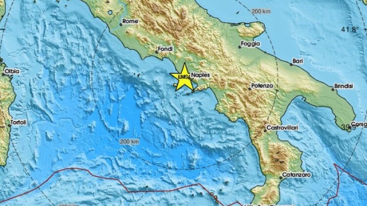 Σεισμική δόνηση 4,7 Ρίχτερ, σε μικρή απόσταση από την Νάπολη - Βγήκαν στους δρόμους οι κάτοικοι
