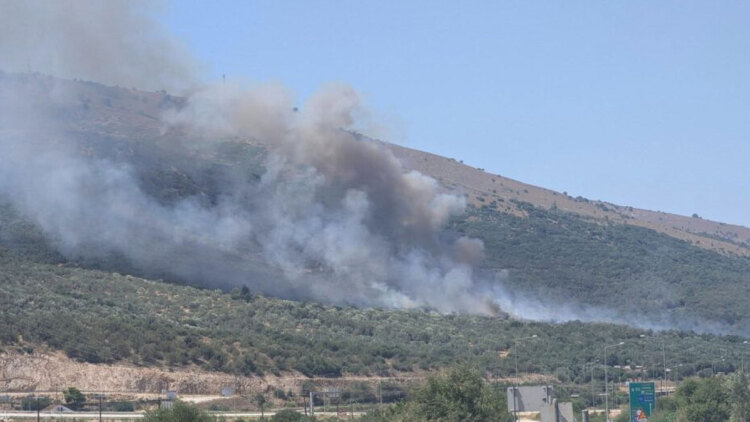 Φωτιά τώρα σε αγροτοδασική έκταση στον Στάνο Αμφιλοχίας
