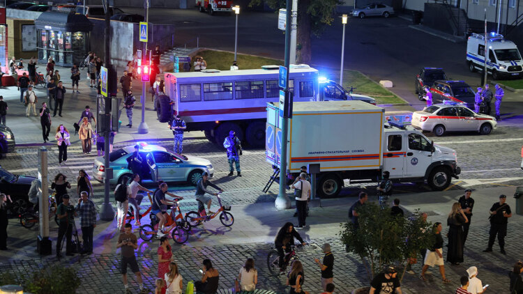 Γυναίκα - καμικάζι προκάλεσε την έκρηξη που κόστισε τη ζωή σε τρεις ανθρώπους και τραυμάτισε 21 στη Μόσχα
