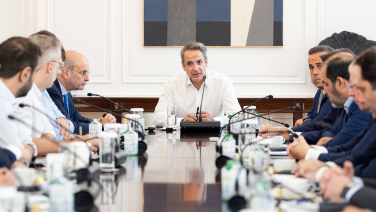Τα μέτρα για τους πυρόπληκτους της Δυτικής Αττικής: Αποζημιώσεις εξπρές και ειδικά μέτρα για τις επιχειρήσεις
