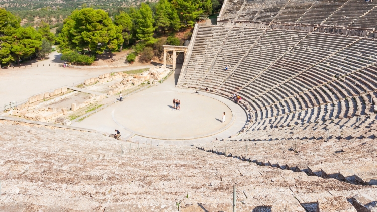 Πολιτιστικά events το τριήμερο 7-9 Αυγούστου: «Αντιγόνη» στην Επίδαυρο, εκθέσεις στην Αθήνα