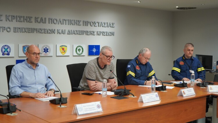 Συνεδρίασε η Επιτροπή Εκτίμησης Κινδύνου λόγω των υψηλών θερμοκρασιών και της ενίσχυσης των ανέμων
