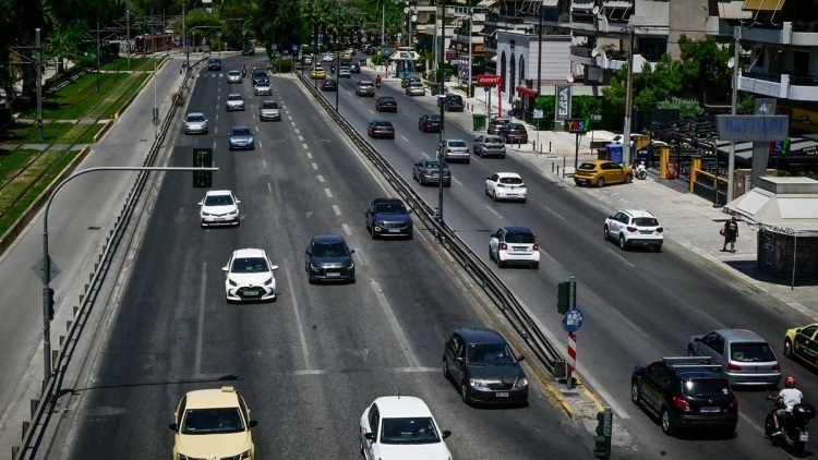 Κυκλοφοριακές ρυθμίσεις την Τετάρτη και την Πέμπτη στη Λεωφόρο Ποσειδώνος λόγω εργασιών