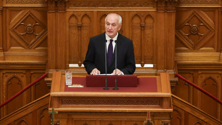 Νέος πρόεδρος της Ουγγαρίας ο Άντρας Μπάκα