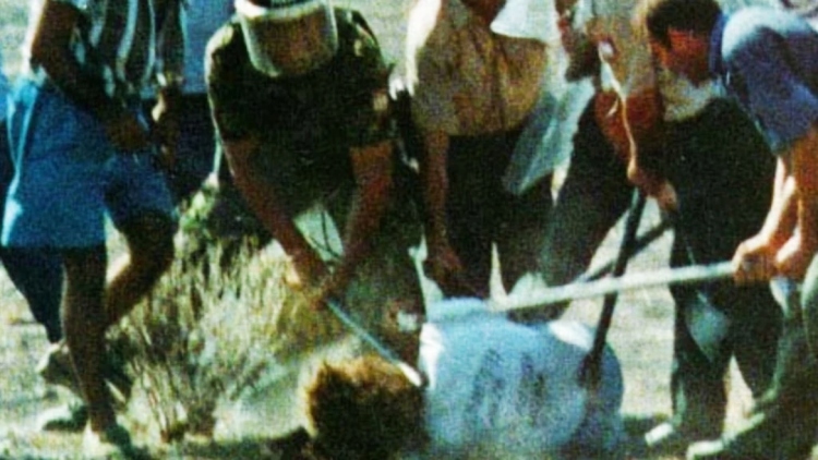 30 χρόνια από τις δολοφονίες Ισαάκ και Σολωμού: Τους σκότωσαν μπροστά στις κάμερες, οι δράστες δεν δικάστηκαν ποτέ
