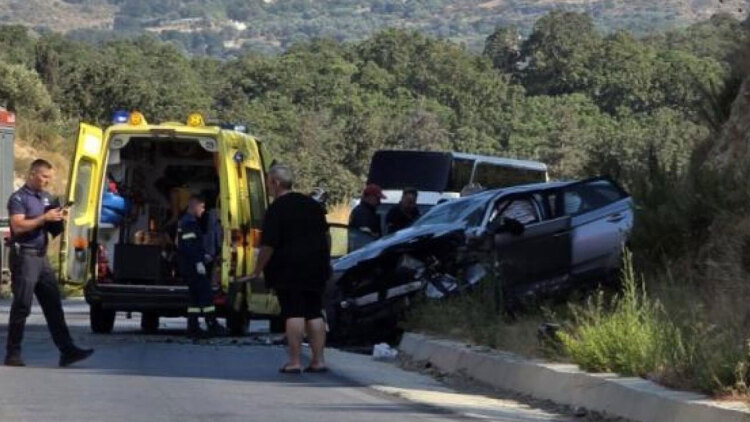 Σοβαρό τροχαίο στο Ρέθυμνο: Πέντε τραυματίες, ανάμεσά τους παιδιά