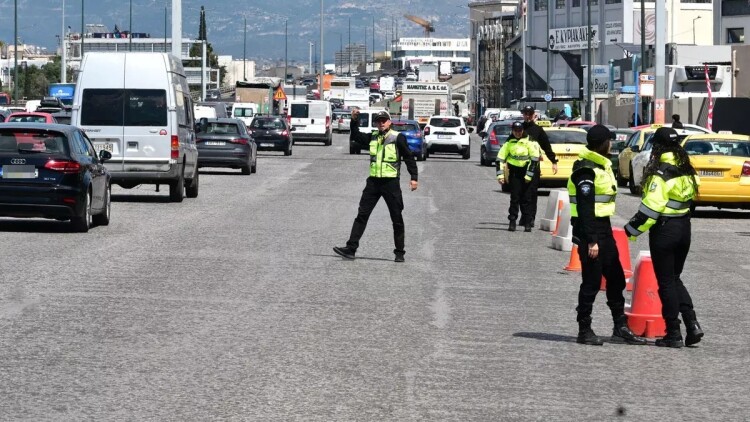 Αυξημένα τα μέτρα της Τροχαίας για τον Δεκαπενταύγουστο