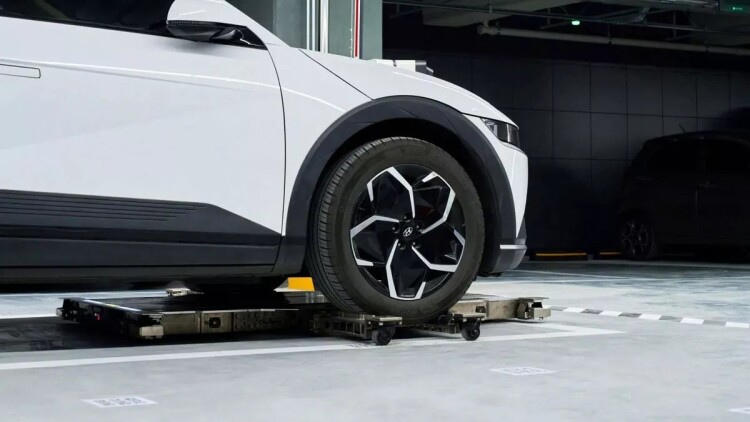 Η Hyundai βρήκε τρόπο να κάνει πιο εύκολο το παρκάρισμα - Δες πώς