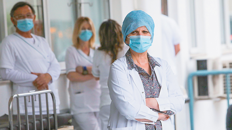 Οι ασθενείς βαθμολόγησαν το ΕΣΥ: Ψηλά οι γιατροί, χαμηλά το φαγητό και η ψυχολογική υποστήριξη
