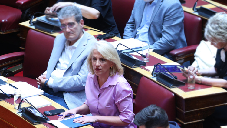 Το παρασκήνιο με τις «κόκκινες» και τις «κίτρινες» κάρτες που μοίρασε η Δούρου ενόψει ΔΕΘ: Μετά την Κασιμάτη, η ώρα της Γεροβασίλη