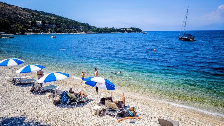 Καιρός: Ξεπέρασε τους 37°C το θερμόμετρο, νέα άνοδος την Πέμπτη