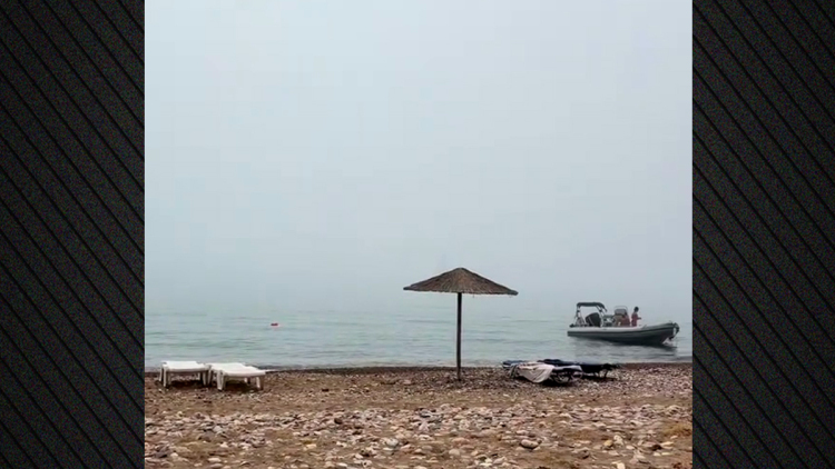 «Όλα καλά, απλά ψάχνουμε τη Μήλο»: Πυκνό πέπλο ομίχλης σκέπασε την Κίμωλο, δείτε βίντεο