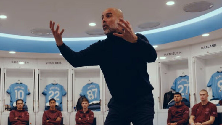 «Νιώθω μόνος όταν παίζετε έτσι»: Το ξέσπασμα του Γκουαρδιόλα στα αποδυτήρια της Σίτι, η κόντρα με τον Γουόκερ και το διαζύγιο που τον διέλυσε