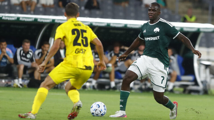 Παναθηναϊκός - Χράντετς Κράλοβε 1-0 (Β' ημίχρονο): Οι «πράσινοι» ανοίγουν το σκορ στο ΟΑΚΑ με γκολ του Τεττέη 
