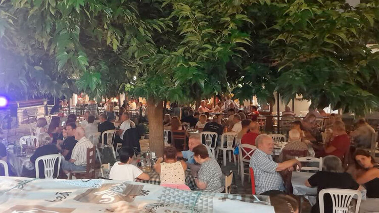 700 άτομα στο πανηγύρι της ακριτικής Καστάνιανης Πωγωνίου Ιωαννίνων τον Δεκαπενταύγουστο

