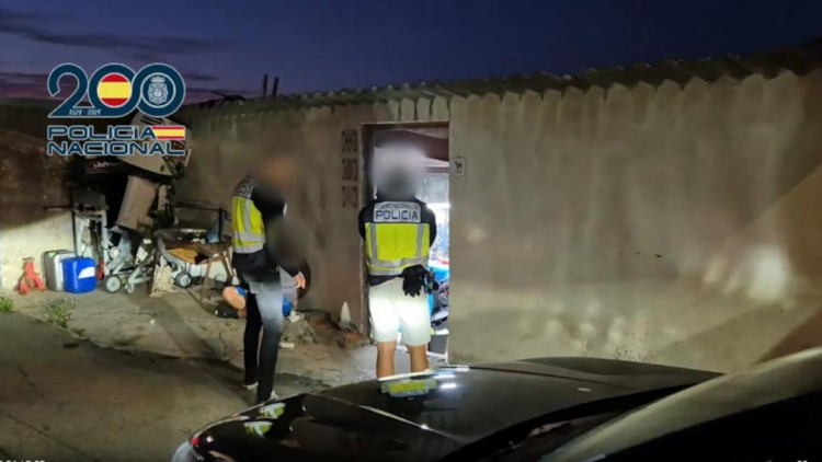 «Μπλόκο» σε 1,4 τόνους κοκαΐνης στην Ισπανία, συνελήφθη ο αρχηγός της συμμορίας των «Fanchos»
